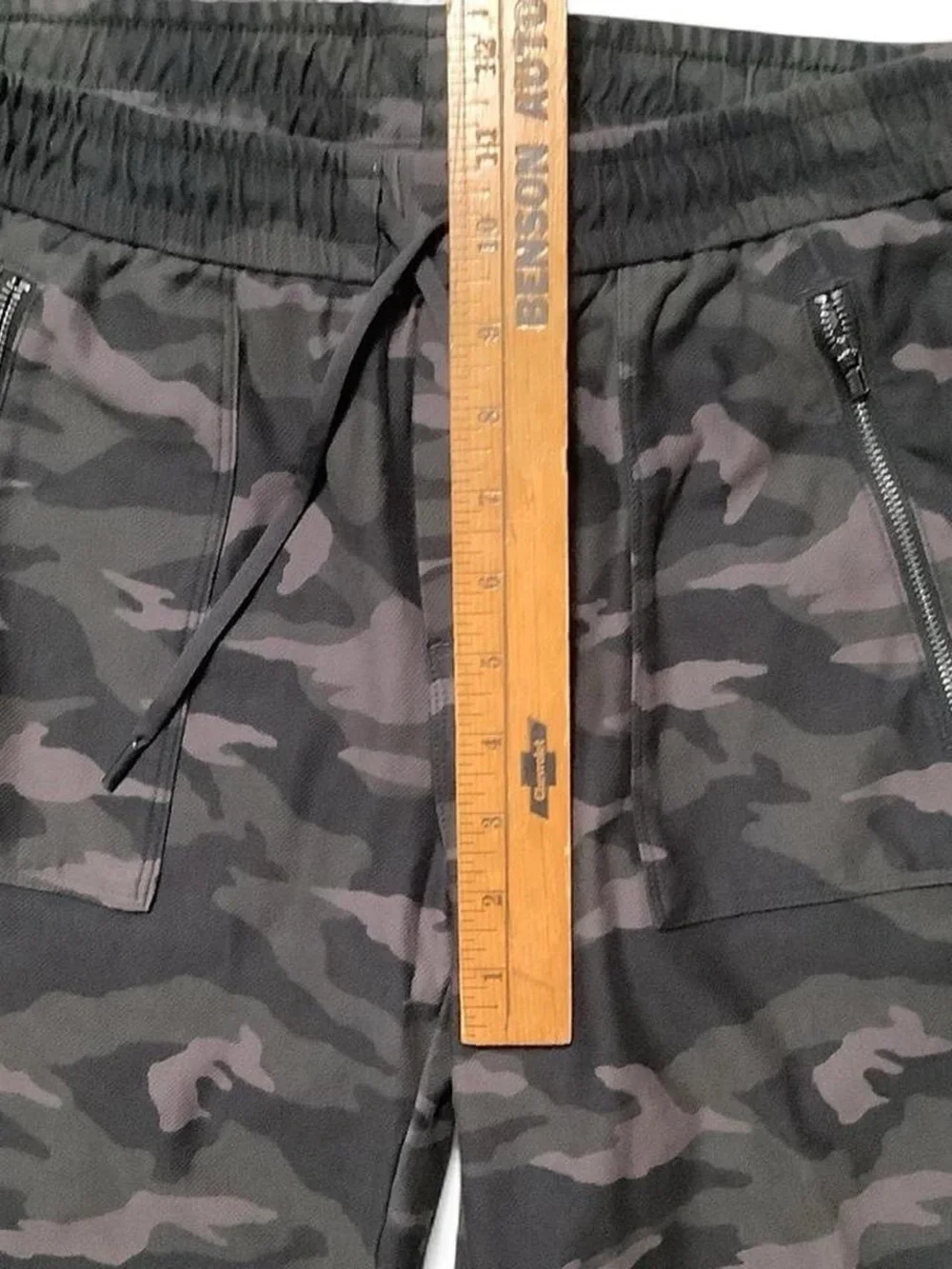 Athleta Grey Camo Jogger Pants – Women’s Size 2